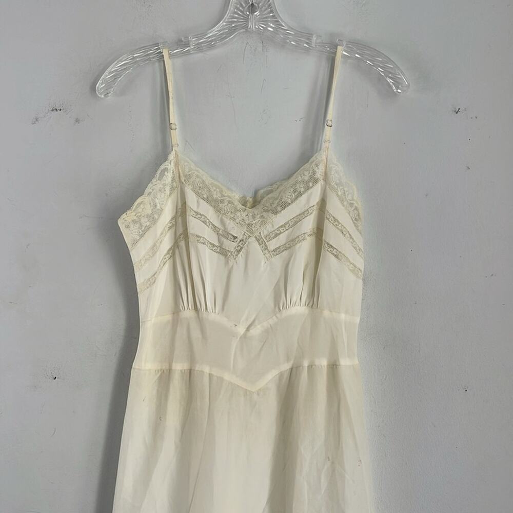 Vintage 50's Barbizon lace detailed long maxi full length slip nightgown dress - Picture 2 of 11